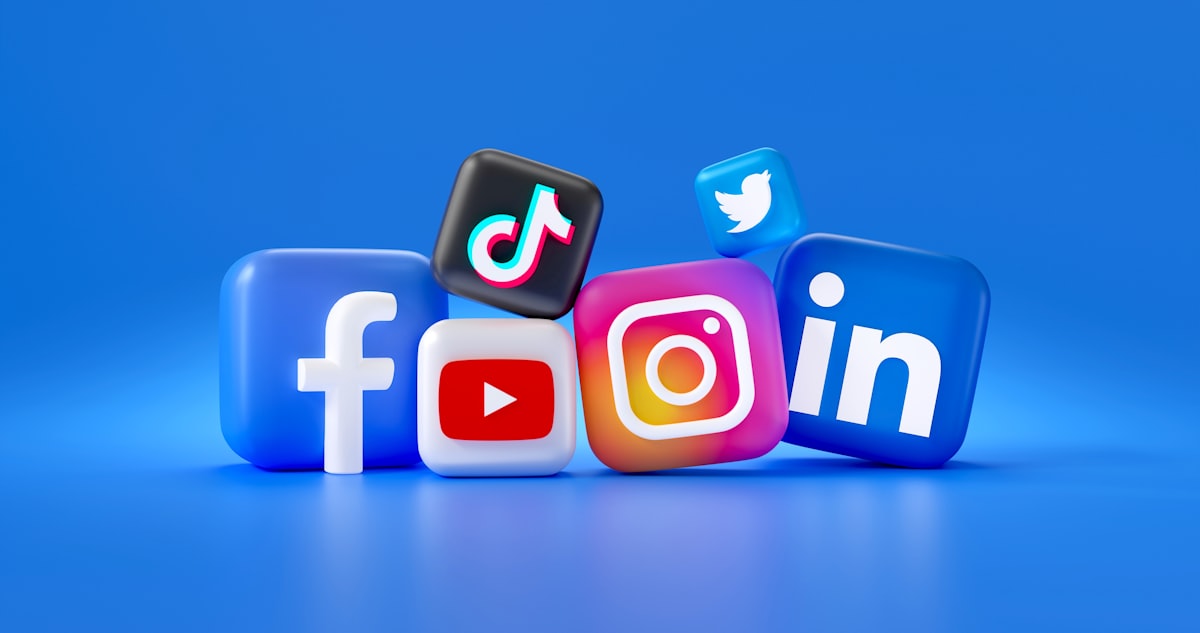 7 viral Instagram carousel types for social media marketing in 2026